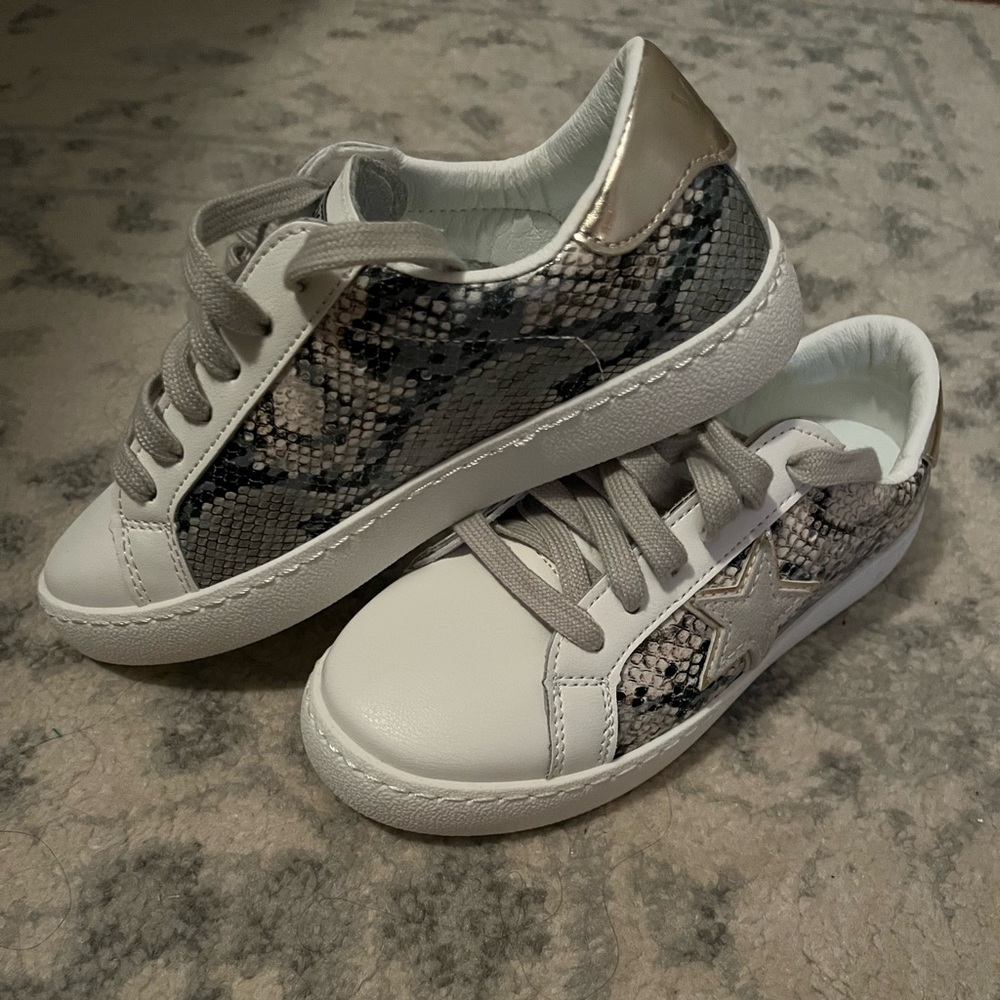 Brand new vintage Havana sneakers